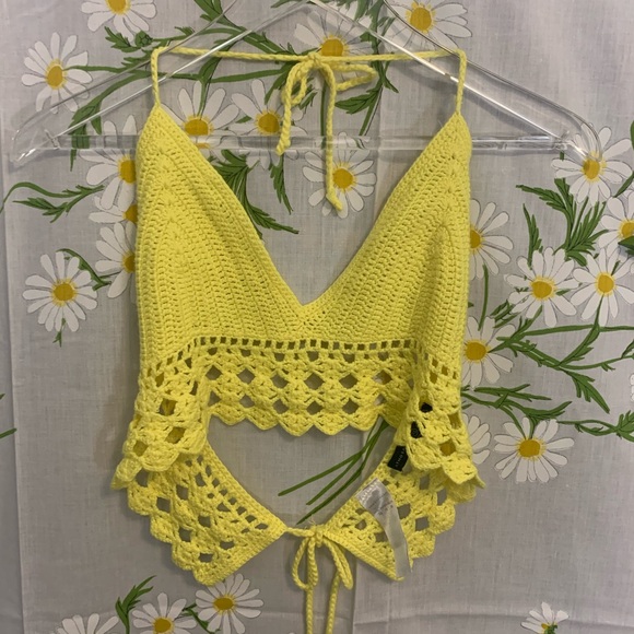 2 coral pink and sun yellow crochet bralette tops - Picture 7 of 8